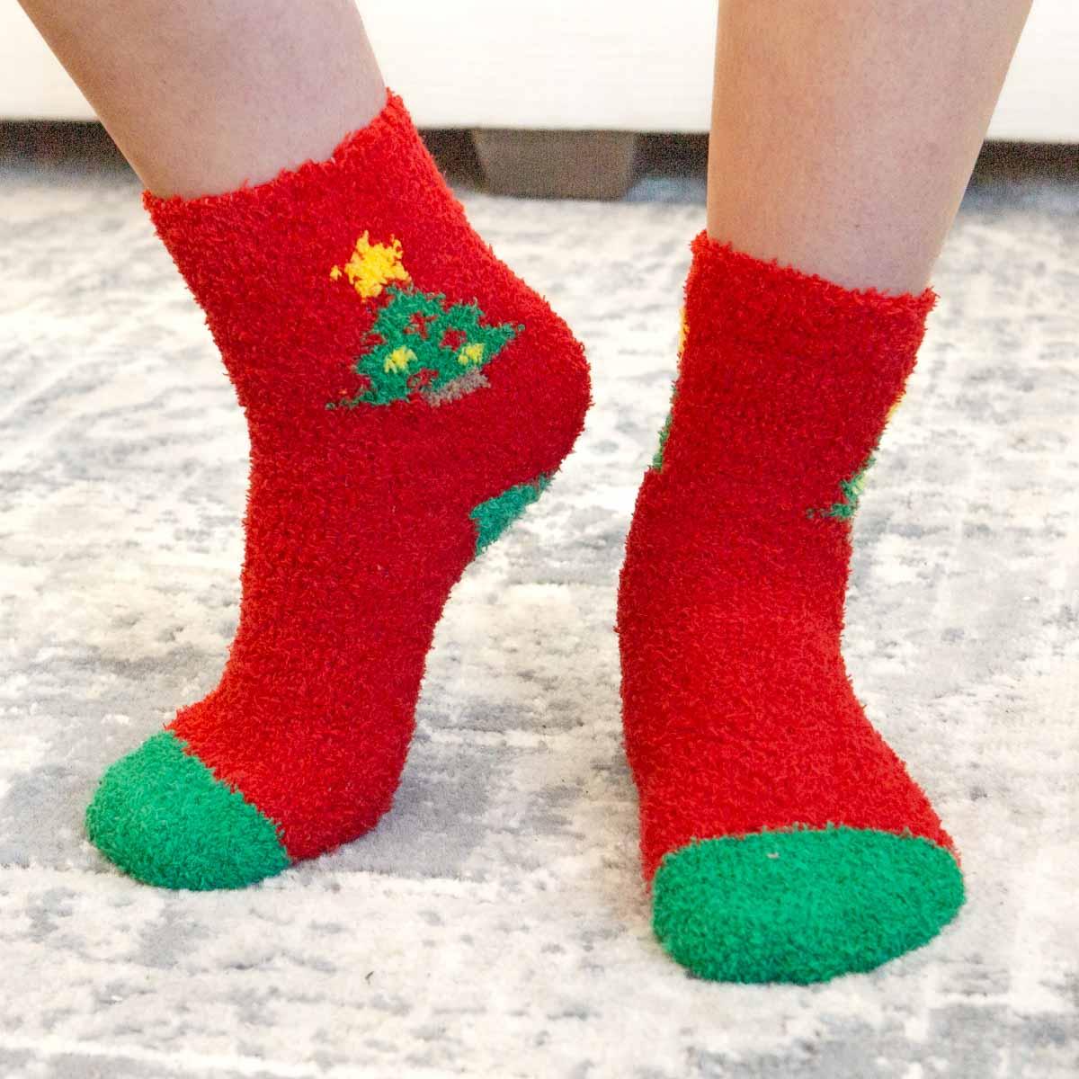 Royal Standard 137423002 Women's Christmas Tree Cozy Socks - Red/Green - One Size