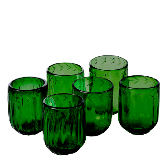 Jan Barboglio 1922GR Pequenas Acanaladas Green Votives W/ Cadena Laurel Etched - Set of 6