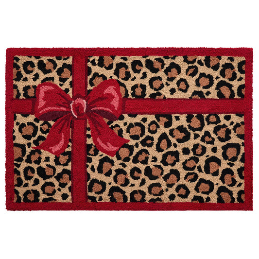 Peking Handicraft 31SJM11223C03 Leopard Christmas Hook Rug 2'x3'