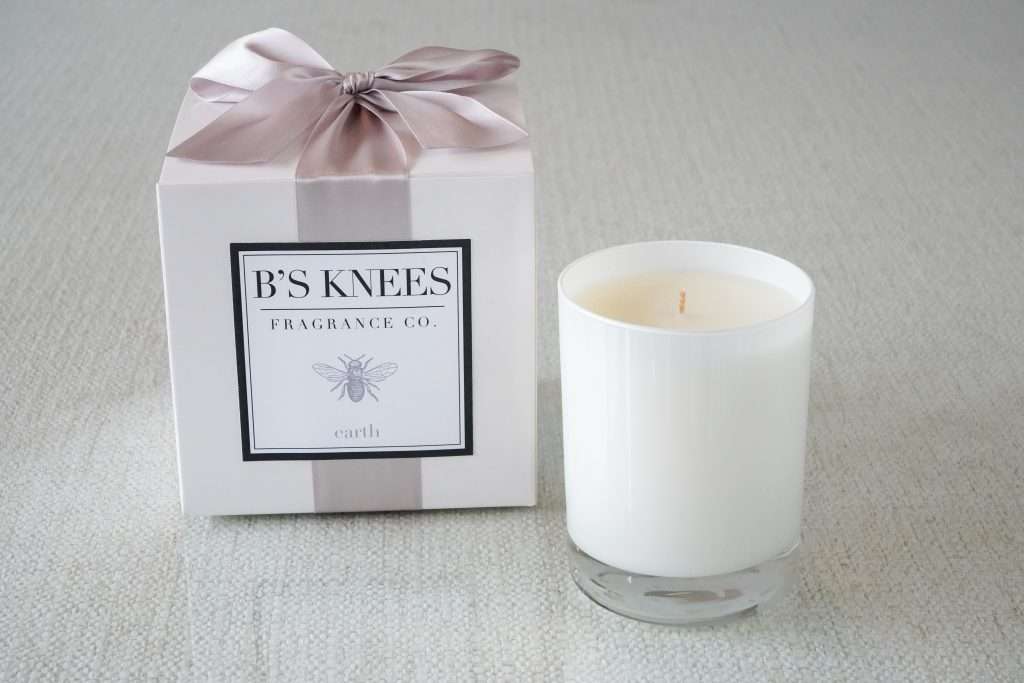 B's Knees Fragrance Company 1-Wick White Glass Candle -Earth