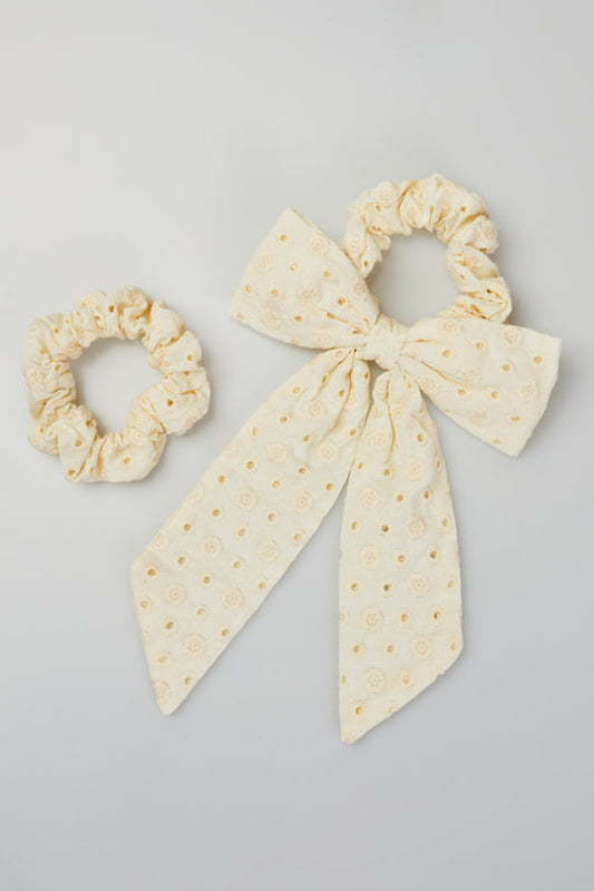 Violet & Brooks Ellie Eyelet Bow Scrunchie Pair - White