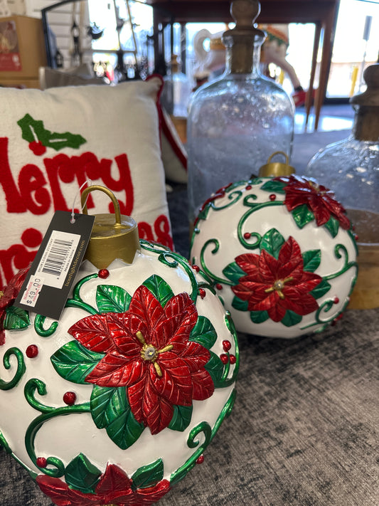 Luxe Light Decor LCSWA-2319347 Polynesian Christmas Ornament w/3D Vines and Poinsettieas