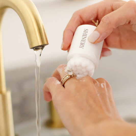 Shinery Radiance Wash Luxury Jewelry Cleaner Brush