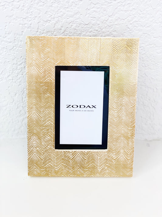 Zodax IN-6480 Gold Foil Herringbone Photo Frame 4x6